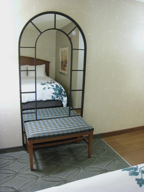Wingate By Wyndham Elkins Hotel Kamer foto